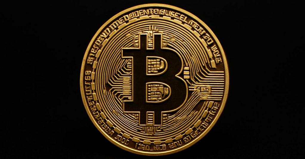 Bitcoin Price Sinks To $118,000 Amid New Trade Tensions